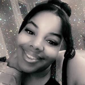 Meet your Posher, Krystal